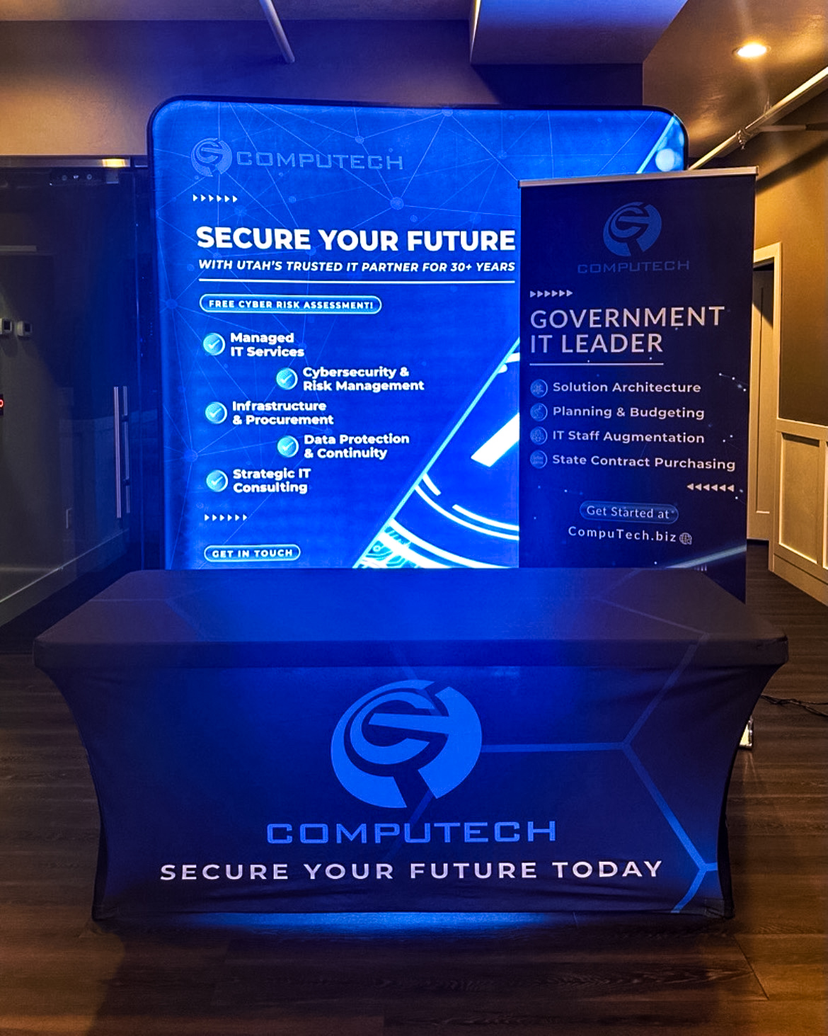 Backlit trade show display by Storm Displays